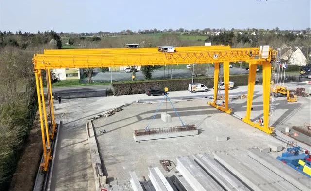 Double / Single Girder Gantry Crane